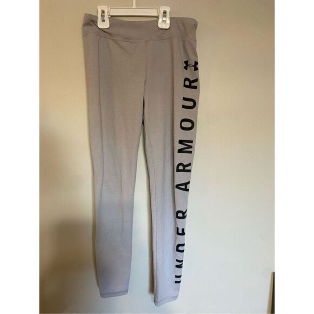 Women’s grey under armor leggings‎ size xxs ( missing size tag)